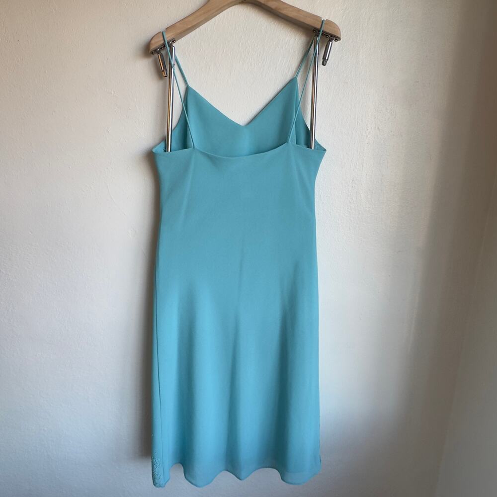 Elegant Blue Midi Dress - Picture 6 of 9